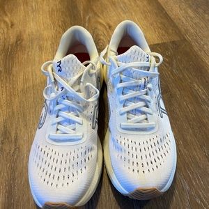 TYR shoes RD-1 size 11